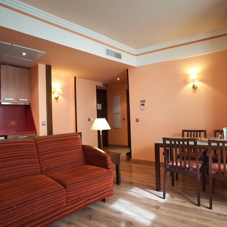 Suites Gran Via 44 Гранада Екстер'єр фото