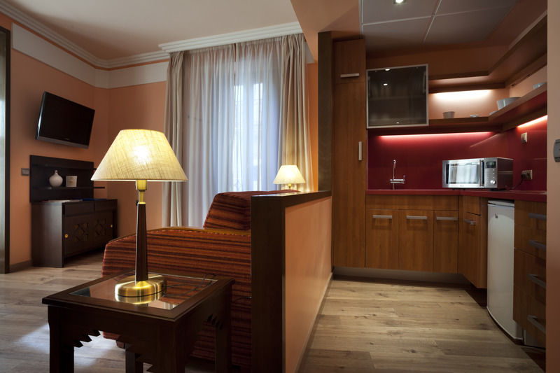 Suites Gran Via 44 Гранада Екстер'єр фото